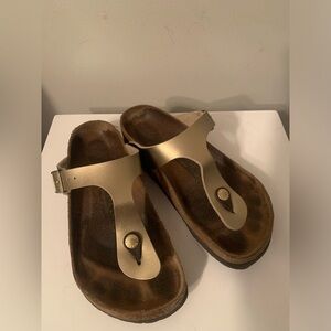 Birkenstock Giza gold leather sandals size 37